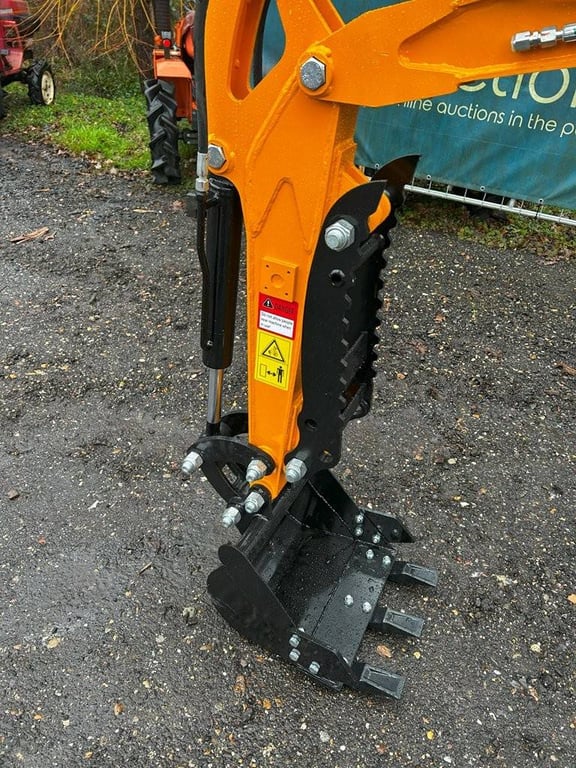 Mingraver Beartrac HT10 Diesel 7kW 2024 New with thumb and swing boom 2024 Beartrac HT10 2024 0 image 6