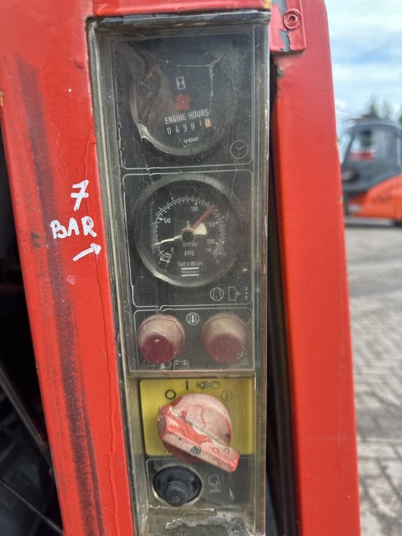 Heavy machinery product image - Image 7 of 9