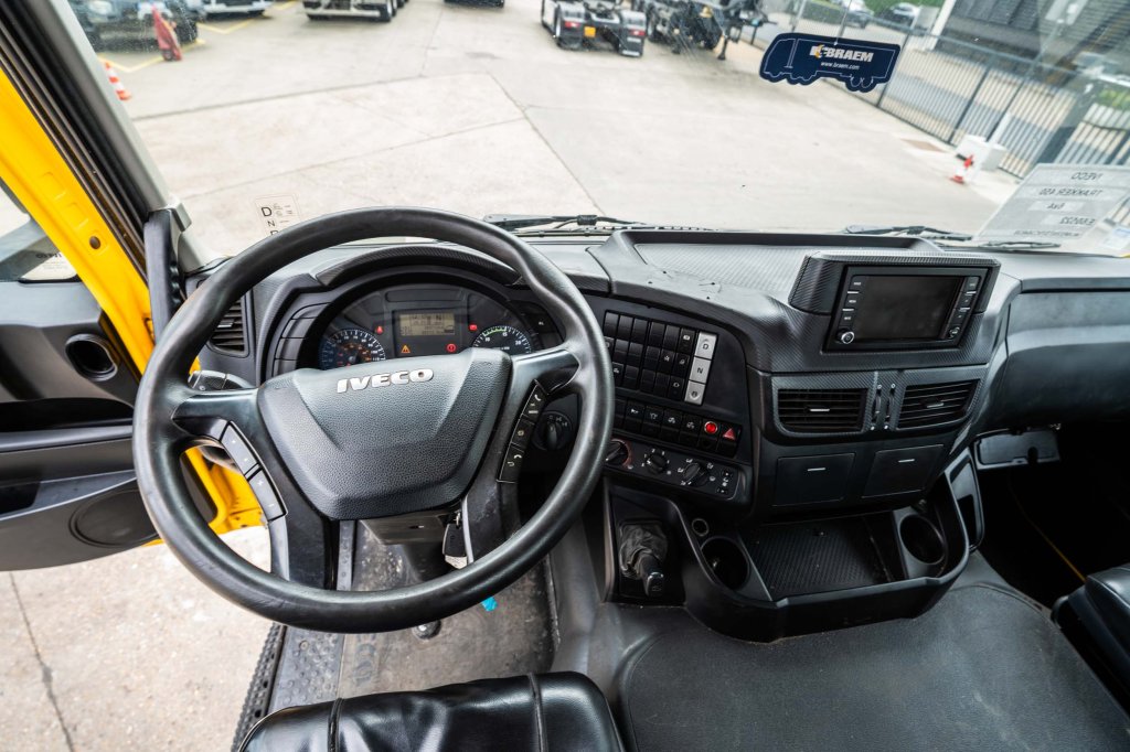 IVECO TRAKKER 450-6X4-BIG AXLES 2017 E60522 TRAKKER 450-6X4-BIG AXLES 2017 1 image 8