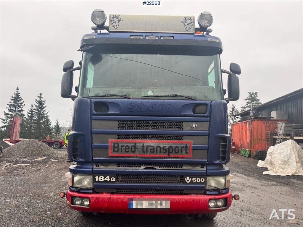 Scania R164 580 8x2 tridem hook truck 2003 22068 R164 580 8x2 tridem hook truck 2003 1 image 25