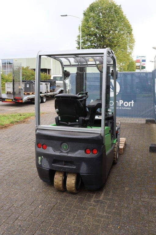 Forklift CESAB B318 Electric 1800kg 2011 2011 Cesab B318 2011 1 Forklift image 6