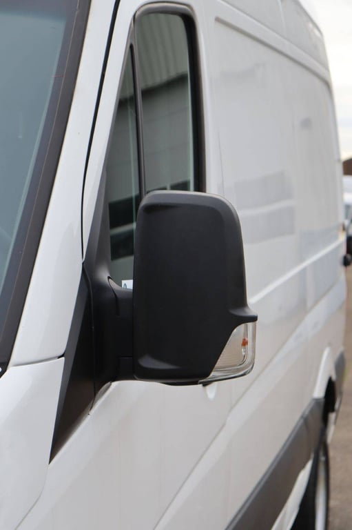 Refrigerated van Volkswagen Crafter Diesel 2013 2013 Volkswagen Crafter 2013 1 image 14