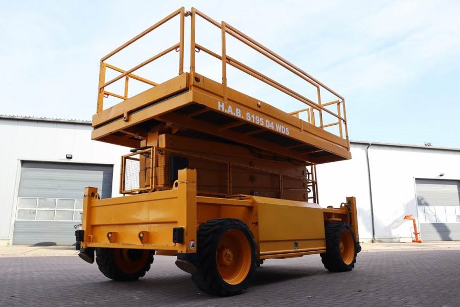 HAB S195-24 D4WDS Diesel, 4x4 Drive, 19.5m Working Hei 2011 HAB - S195-24 D4WDS - 63264 HAB S195-24 D4WDS Diesel, 4x4 Driv...