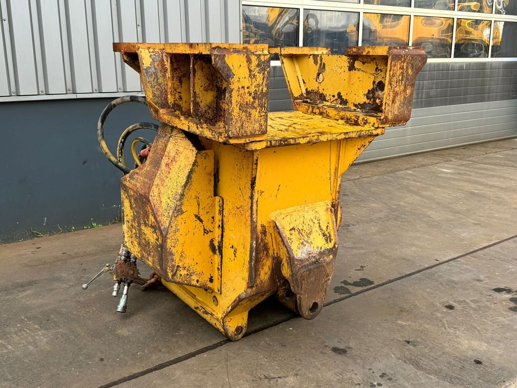 Caterpillar D7 Winch - Winch D7 - Paccar 00032882 D7 Winch - Winch D7 - Paccar 1 image 3