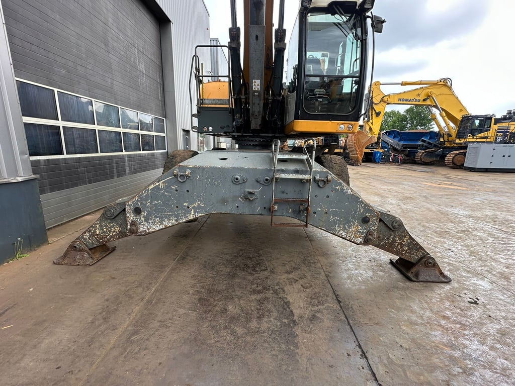 Liebherr LH50 M HD - Material Handler 2014 00032754 LH50 M HD - Material Handler 2014 1 image 14