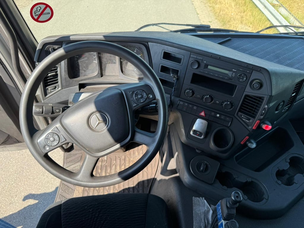 MercedesBenz Arocs 4848 8x8 tipper 2019 00033391 MercedesBenz Arocs 4848 8x8 tipper 2019 1 Tipper trucks image 15