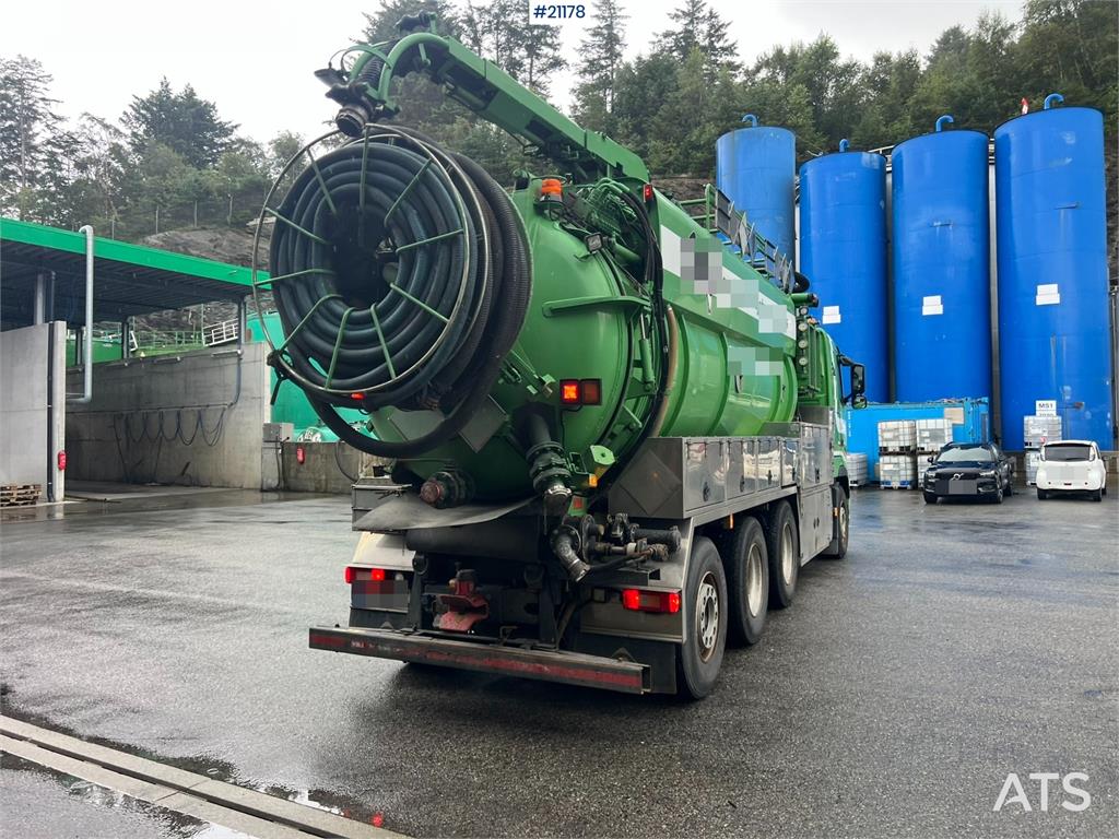 Volvo fh500 8x4 Mud vacuum truck w/ 2010 Inter consult b 2011 21178 fh500 8x4 Mud vacuum truck w/ 2010 Inter consult b 201...