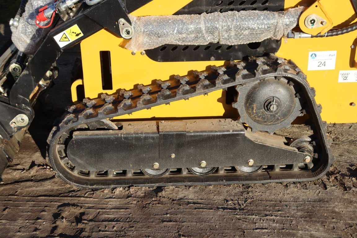 Skid Steer Loader LH T360 Petrol 8.7kW 2025 New 2025 LH T360 2025 0 image 13