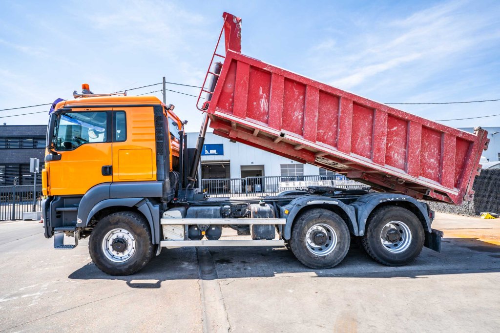 MAN TGS 33.440 BB TIPPER / TRACTOR 2010 E63835 TGS 33.440 BB TIPPER / TRACTOR 2010 1 Tractor Units image 6