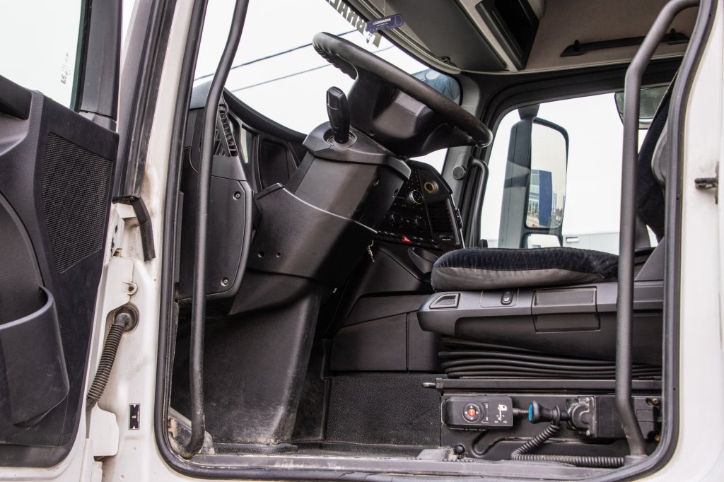 MERCEDES AROCS(no Actros) 1845LS+E6+HYDRAULIQUE 2014 E57502 AROCS(no Actros) 1845LS+E6+HYDRAULIQUE 2014 1 image 6