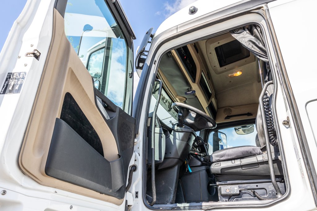 MERCEDES ACTROS 1945 (1845) LS 2014 E59929 ACTROS 1945 (1845) LS 2014 1 image 14