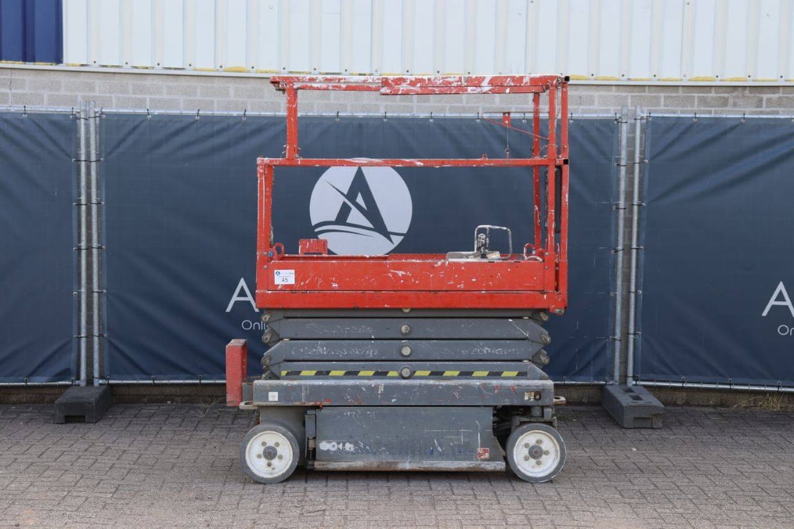 Scissor lift Skyjack SJIII 3219 Electric 7.79m 2015 2015 SJIII 3219 2015 1 Scissor Lifts image 2