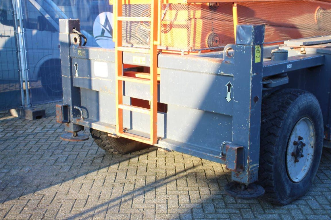Scissor lift JLG 245-25 Diesel 26.5m 2007 2007 245-25 2007 1 Scissor Lifts image 13