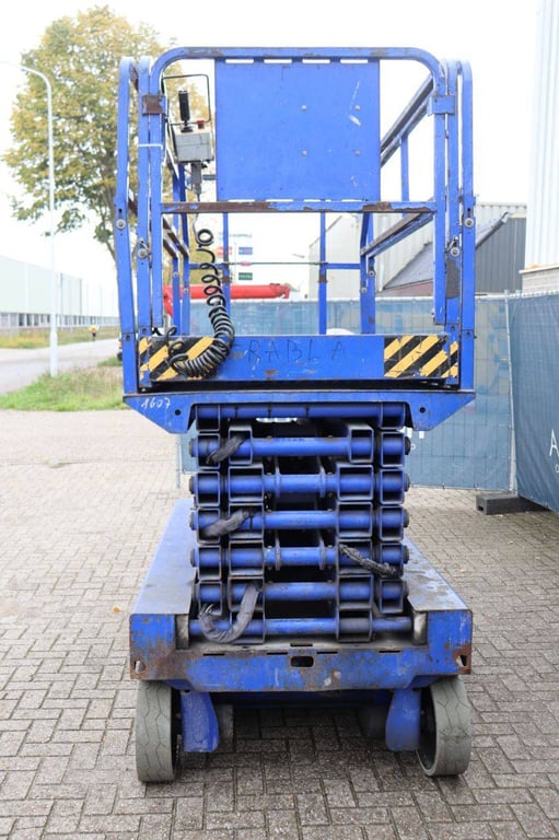 Scissor lift Airo XS7E Electric 8.0m 2012 2012 AIRO X14EV 2012 1 Scissor Lifts image 5