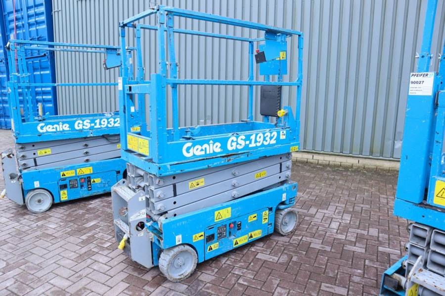 Genie GS1932 Electric, Working Height 7.8 m, 227kg Capac 2013 GENIE - GS1932 - 90019 GS1932 Electric, Working Height 7.8 m...