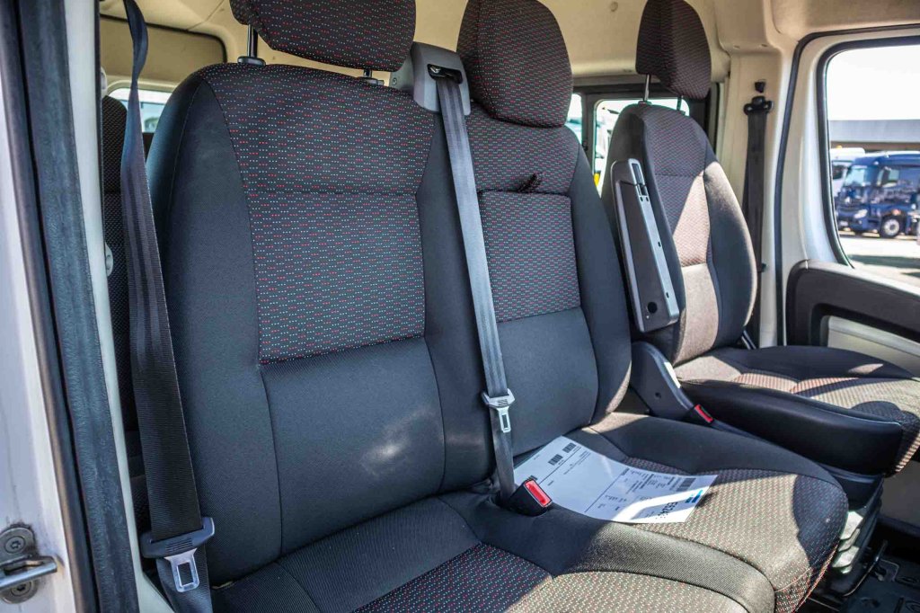CITROEN JUMPER 2.2 HDI - 9 P. 2019 E62436 Citroën Jumper 2.2 HDI - 9 P. 2019 1 image 13