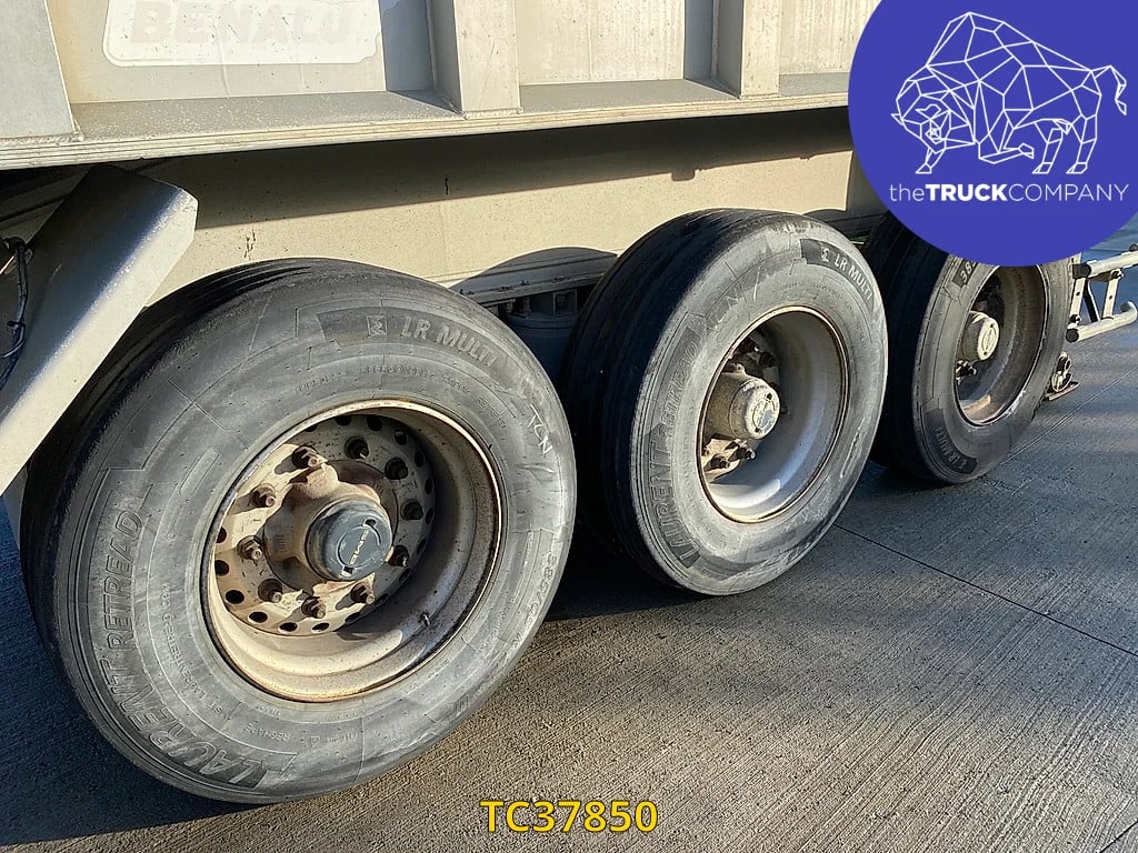Benalu Tipper 2006 TC37850 Benalu 2006 1 Tipper trucks image 11