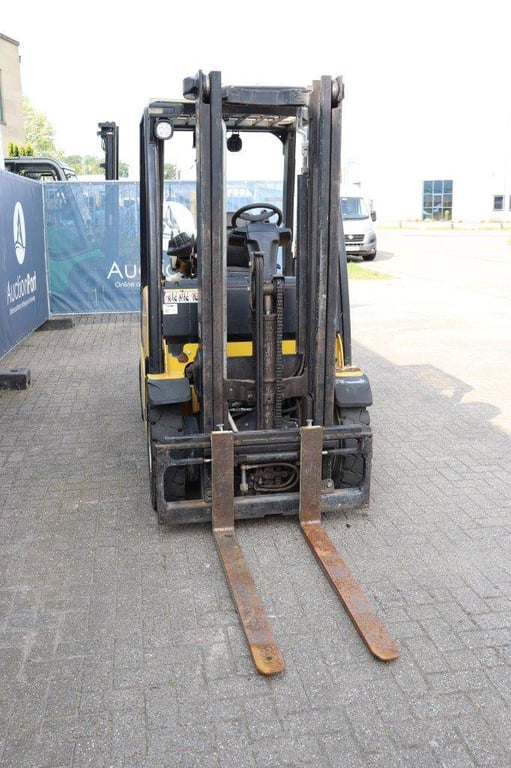 Forklift Yale GLP25VX F2170 LPG 2490kg 2011 2011 GLP25VX F2170 2011 1 Forklift image 7