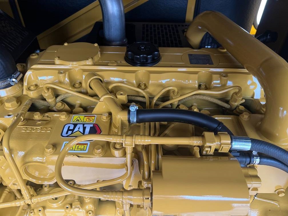 CAT DE 88 E0 (80KVA 64KW) new unused 2022 5027 DE 88 E0 (80KVA 64KW) new unused 2022 1 Generators image 11