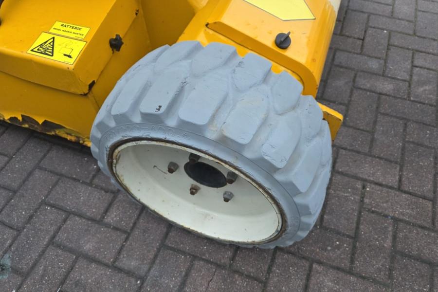 Snorkel A38E As-Is, Electric, 13.5m Working Height, 6.1m R 2012 SNORKEL - A38E - 63122 A38E As-Is, Electric, 13.5m Working...
