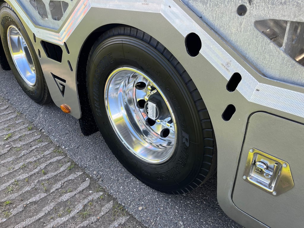 VEGA Trailer PROMAX 3 axle trucktransporter direct rijden!!!!!!!!!!! 2024 00032298 VEGA Trailer PROMAX 3 axle trucktranspo...