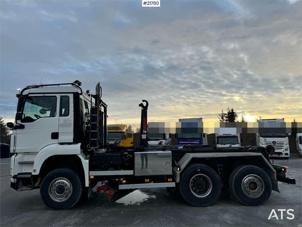 MAN TGS 28.480 6x4 – Hook lift truck with snow plow se 2008 21780 TGS 28.480 6x4 – Hook lift with snow plow se 2008 1 image 3