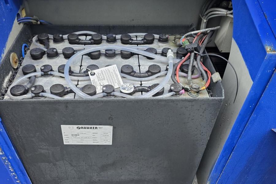 PB LIFT S151-19EGI Electric, 4x4 Drive, 15m Working H 2010 PB LIFT - S151-19EGI - 90389 PB LIFT S151-19EGI Electric, 4x4 D...