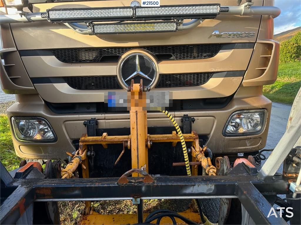 Mercedes-Benz Actros 2848 4x4+2 snow rigged hook truck w/ 20t ho 2011 21500 Actros 2848 4x4+2 snow rigged hook w/ 20t ho 2...