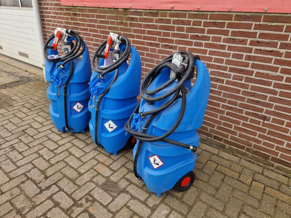 Mobiele kunststof tank voor AdBlue 11342 Mobiele kunststof tank voor AdBlue 0 image 3