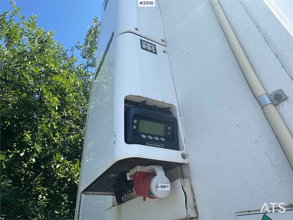 Renders Semitrailer with refrigeration unit! 2015 21016 Renders Semitrailer with refrigeration unit! 2015 1 image 9