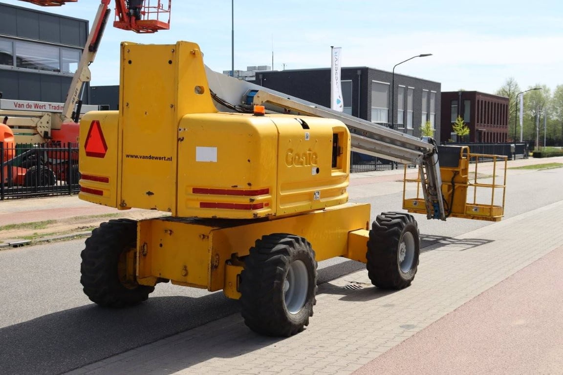 Genie S-65 Diesel 17.2m Telescopic Boom Lift 1998 1998 S-65 1998 1 image 5