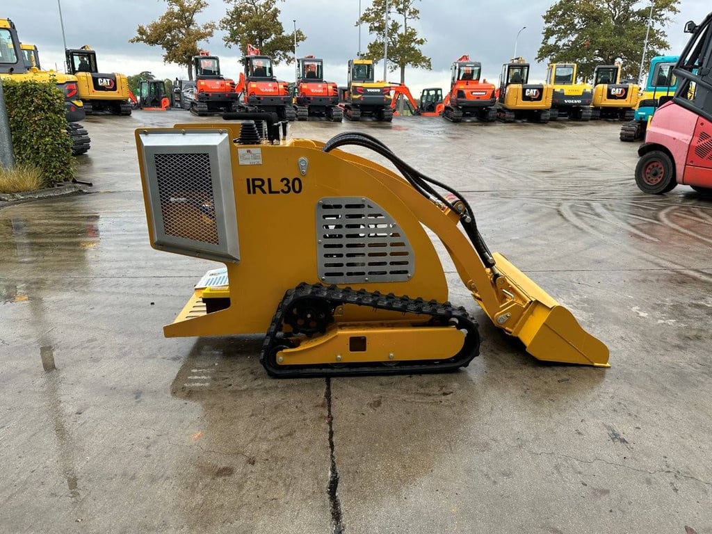 Skid Steer Loader IR IRL30 Petrol 2025 with Excavator Arm GIYI ZWB New 2025 IR IRL30 2025 0 image 8