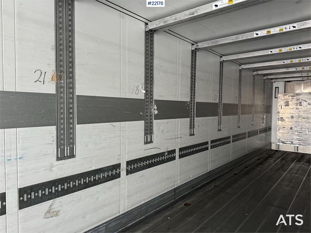 Schmitz Cargobull box semi-trailer with Thermo King unit – only 2,97 2018 22176 Schmitz Cargobull box semi-trailer with Th...