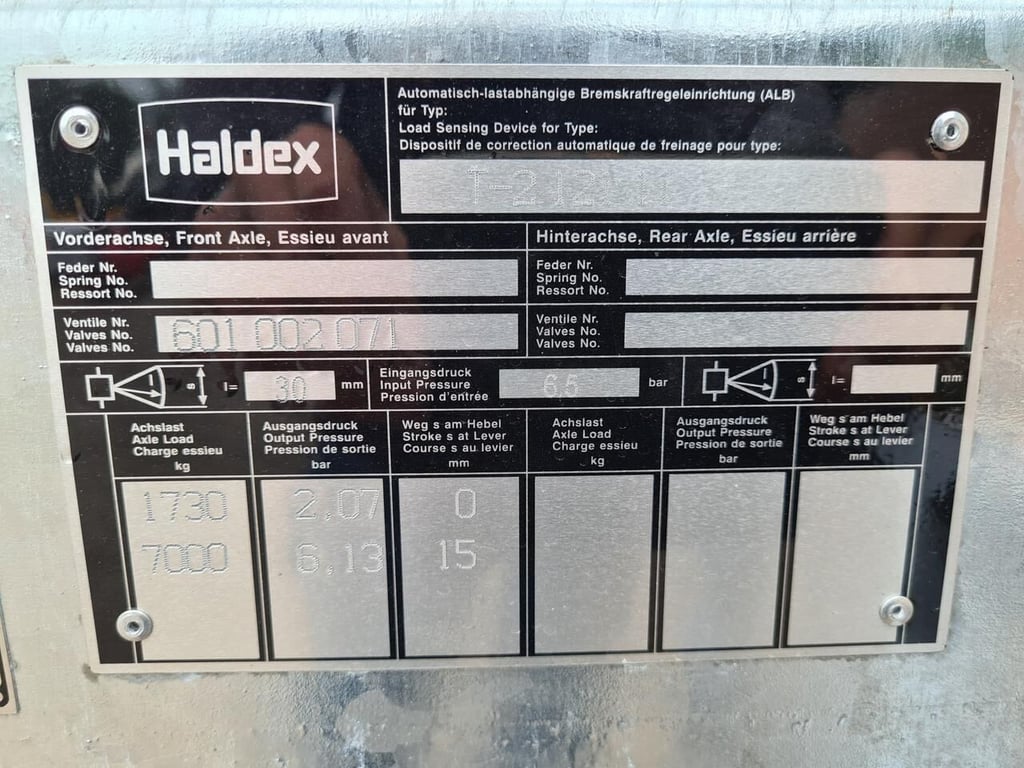 Heavy machinery product image - Image 15 of 15