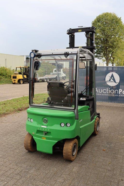 CESAB B420 Electric Forklift 2000kg 2017 2017 Cesab B420 2017 1 Forklift image 6