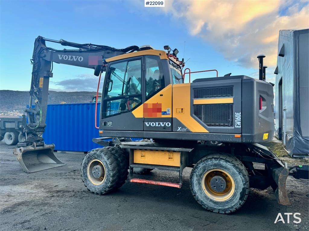 Heavy machinery product image - Image 4 of 30