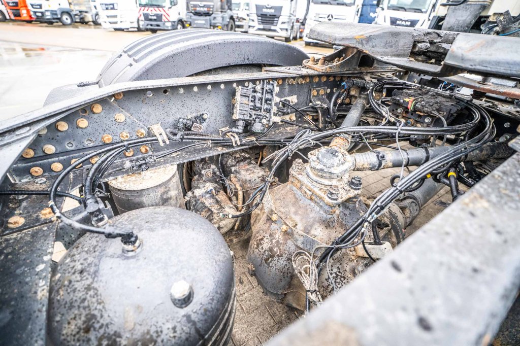 VOLVO FMX 460 GLOBE + HYDR 2016 E64849 FMX 460 GLOBE + HYDR 2016 1 image 14