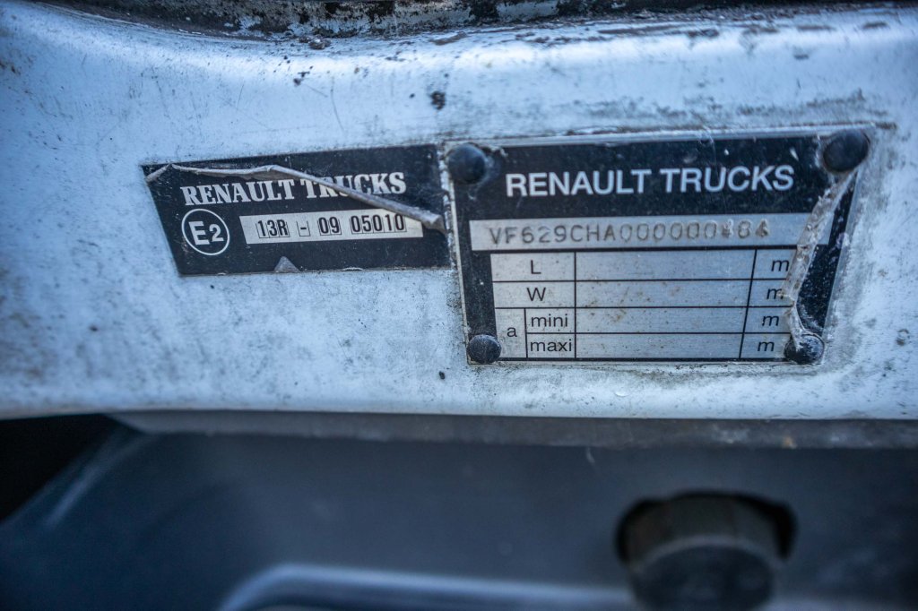 RENAULT PREMIUM 320 DXI+CITERNE ALIMENTAIRE ( engine problem) 2007 E59175 Renault PREMIUM 320 DXI+CITERNE ALIMENTAIRE ( en...