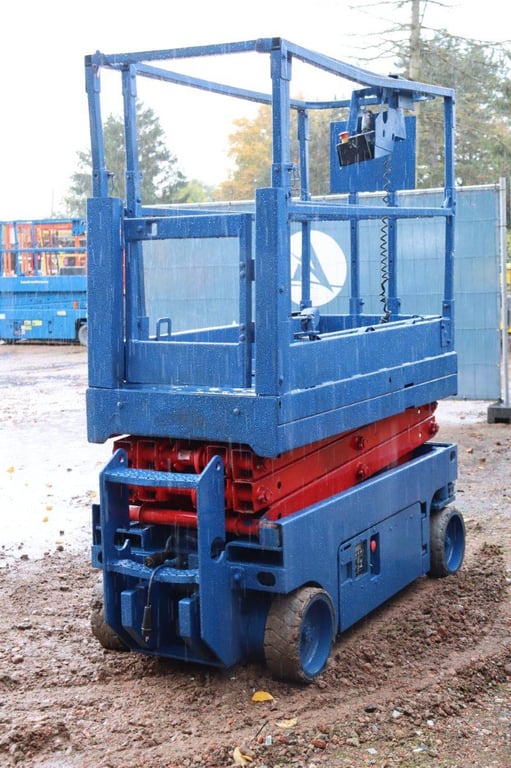 Scissor lift Genie GS-1532 Electric 6.6m 2014 2014 GS-1532 2014 1 Scissor Lifts image 6