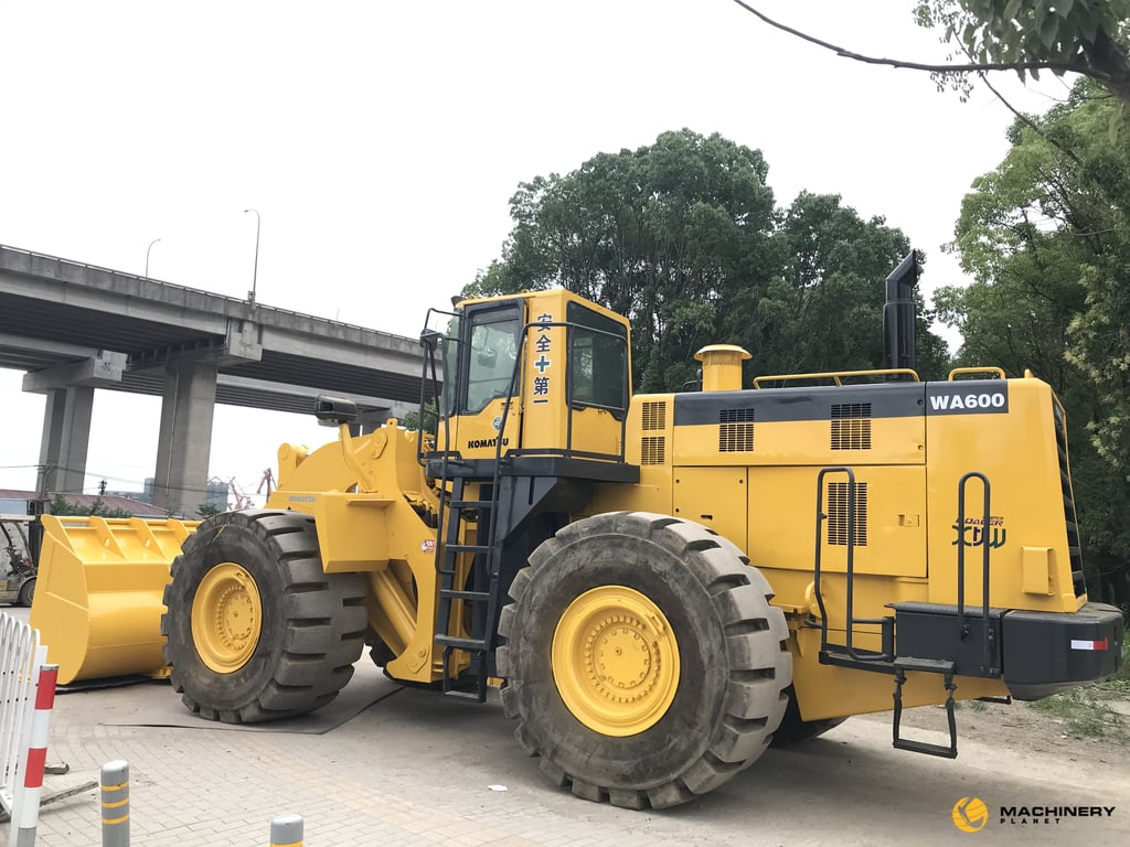 Komatsu WA600-3 good quality Original for sale WA600-3 2018 1 Wheel Loaders image 10