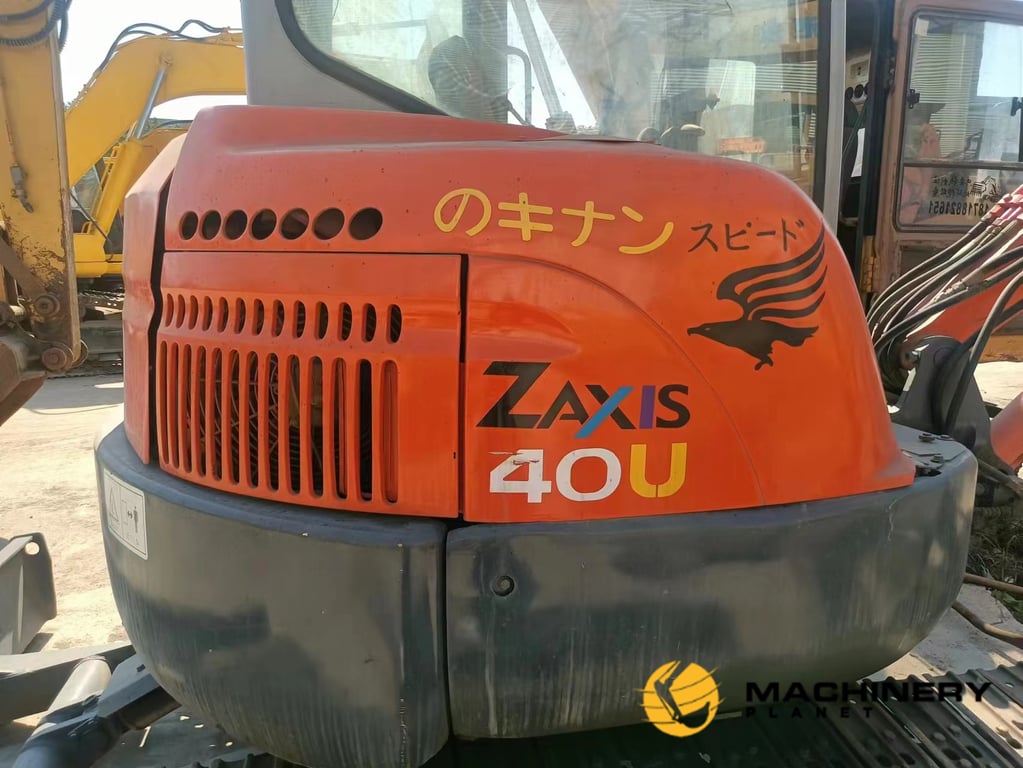 Hitachi ZX40U Mini Crawler Excavator 4 TONS LOW PRICE ZX40U 2020 1 Crawler Excavators image 5
