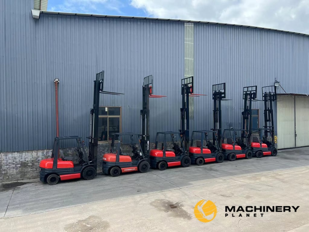 Toyota Forklift 3 Tons Good Quality For Sale 7FDN30 2020 1 Forklift image 4