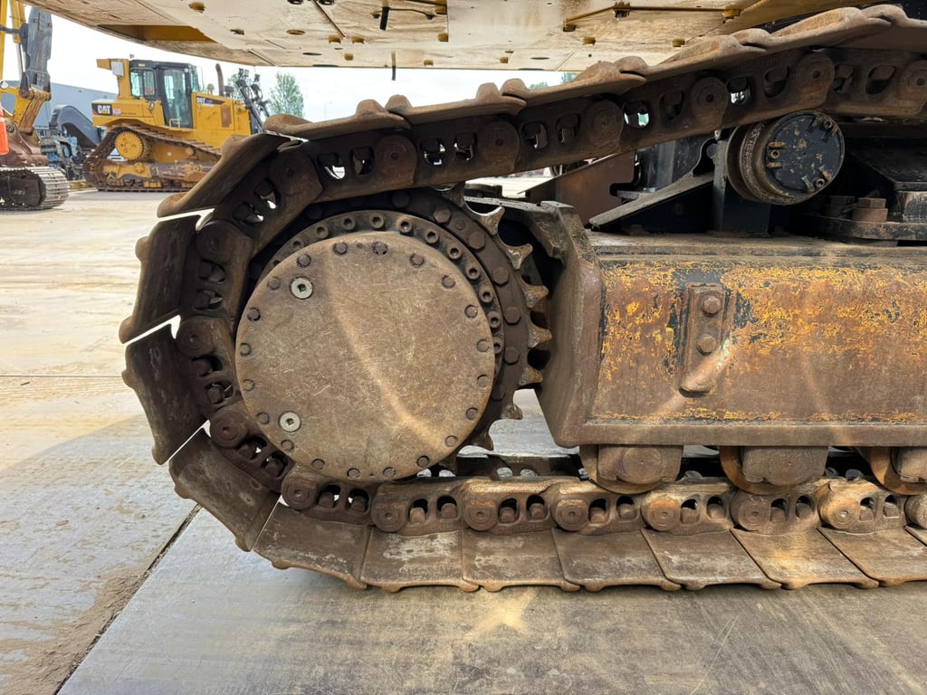 Caterpillar 352F 2018 00033405 352F 2018 1 image 13