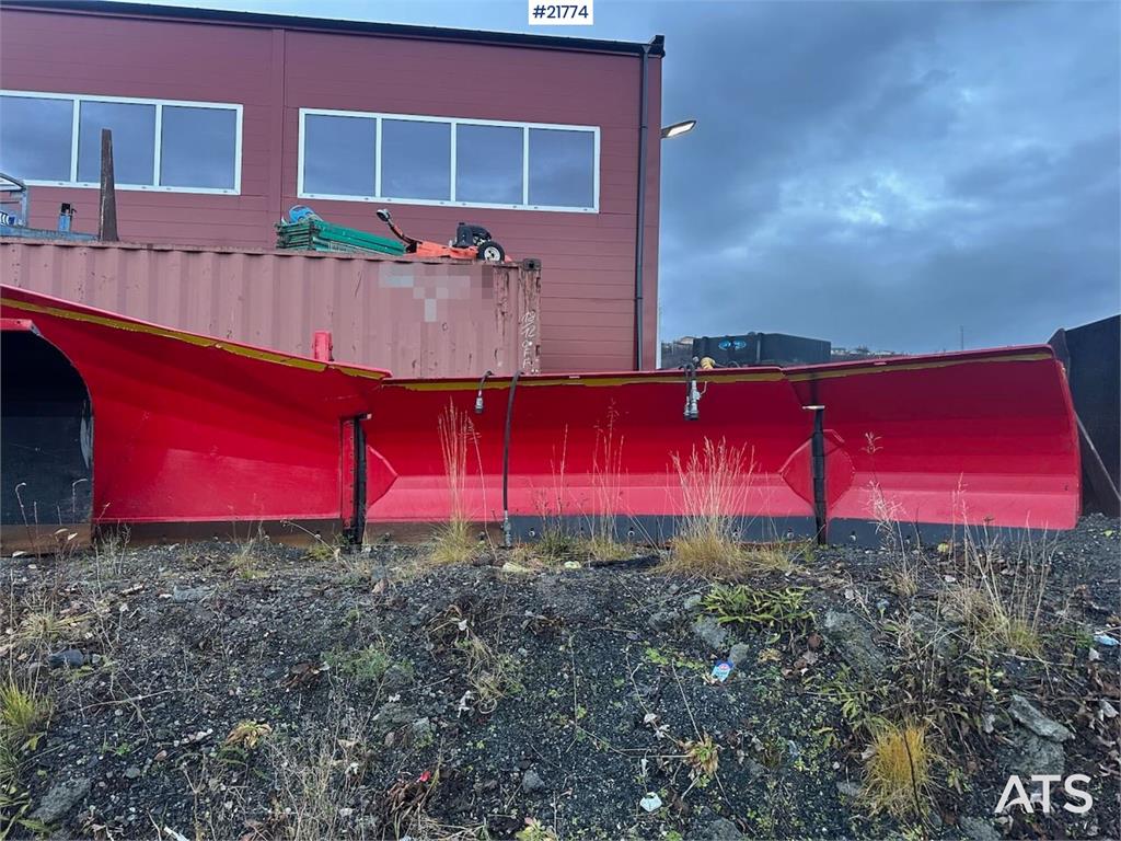 Siljum skjer w/ throwing wing 2014 21774 Siljum skjer w/ throwing wing 2014 1 image 2