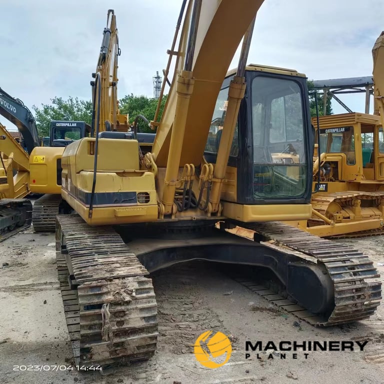 320B Caterpillar Used Crawler Excavator 20tons LOW PRICE 320B 2019 1 Crawler Excavators image 6