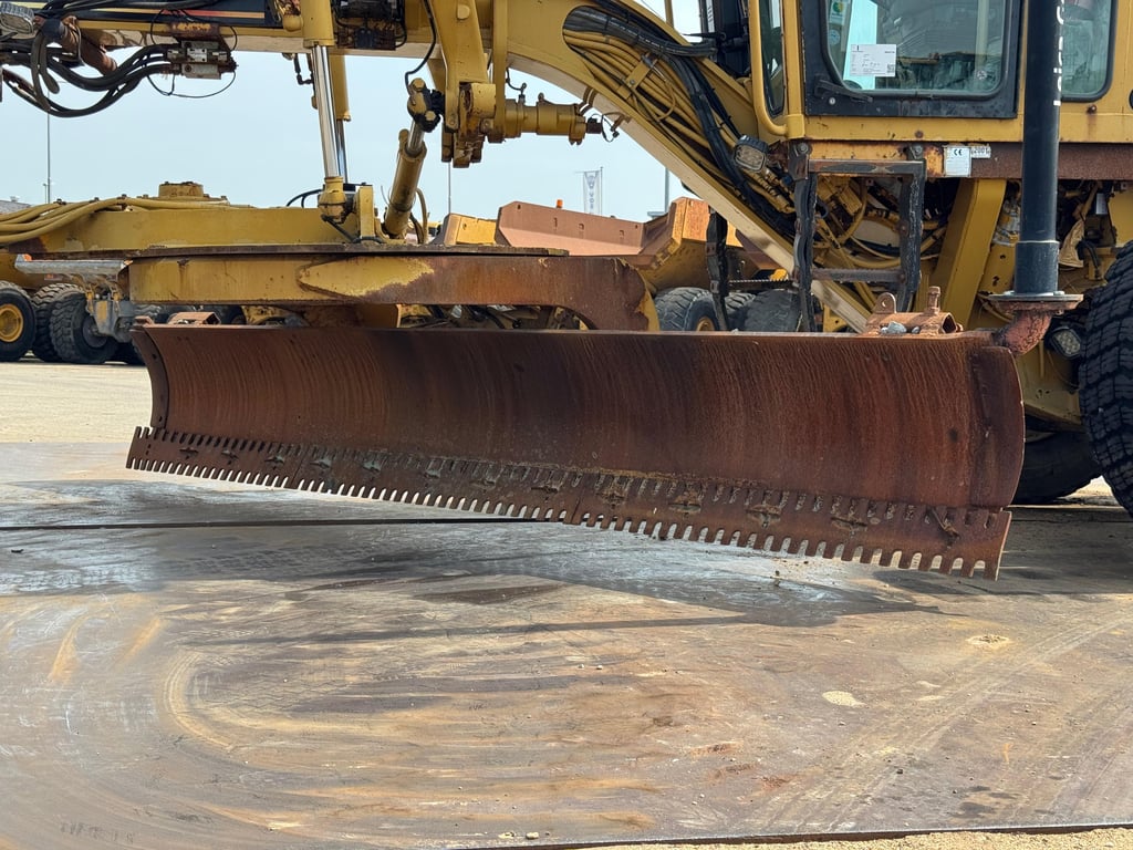 Caterpillar 160H | CE-certified 2001 00032794 160H | CE-certified 2001 1 image 11