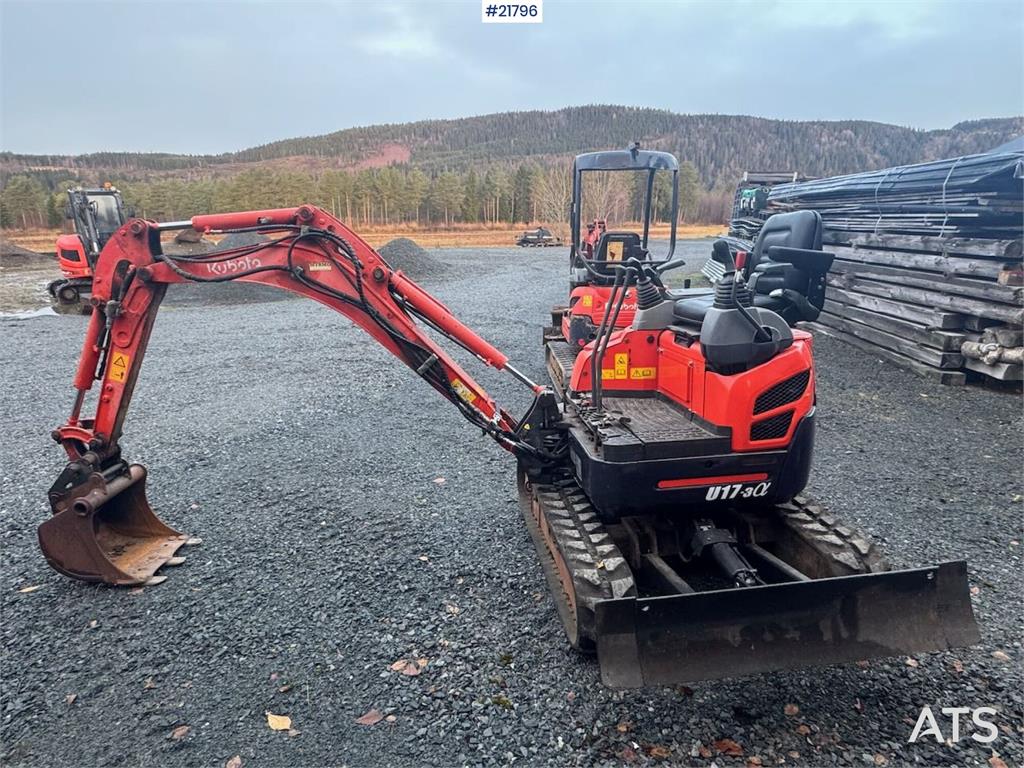 Kubota U17-3a Mini Excavator with Grading Bucket – Custom 2009 21796 U17-3a Mini Excavator with Grading Bucket – Custom 20...