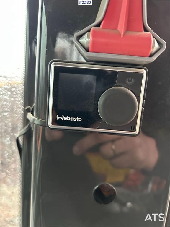 Hitachi ZX190LC-6 crawler excavator with tilt and 2 bucket 2019 22130 ZX190LC-6 crawler excavator with tilt and 2 bucket 2...