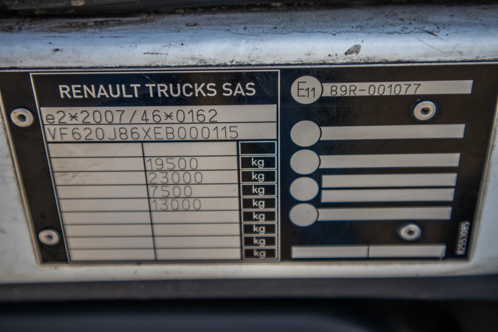 RENAULT D 330 -CARRIER SUPRA 850-Vlees/Meat/Viande/Fleisch 2014 E59253 Renault D 330 -CARRIER SUPRA 850-Vlees/Meat/Viande/...