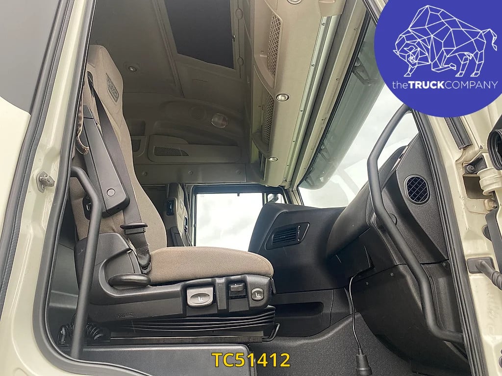 Iveco Stralis 440 S40 2017 TC51412 Stralis 440 S40 2017 1 image 7